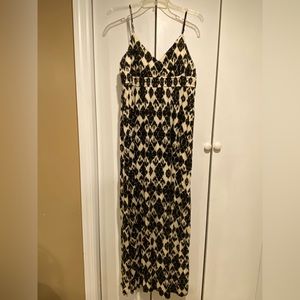 Gently worn Ann Taylor Loft Petite Large Summer Dress with straps.